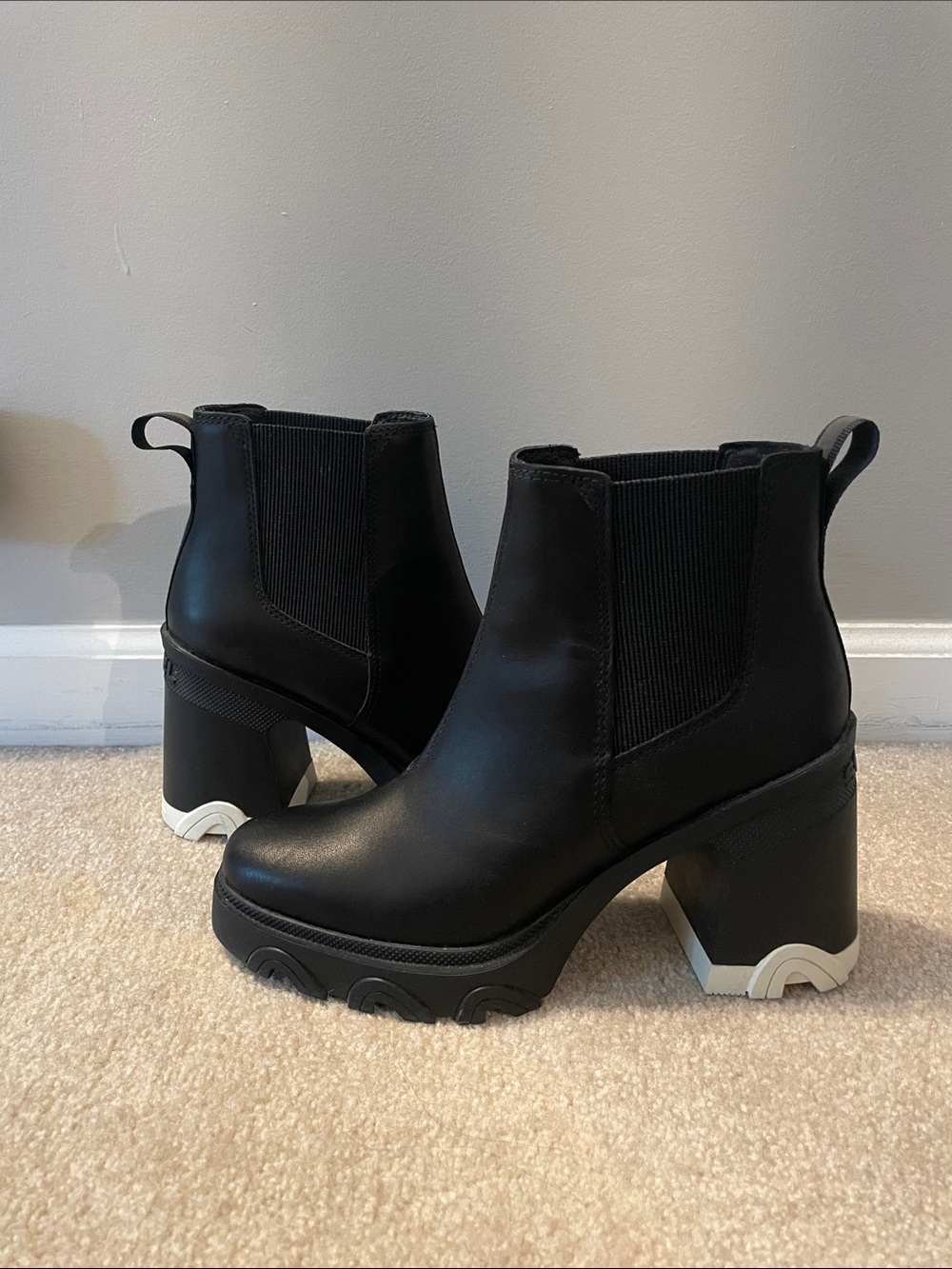 Women's SOREL Chunky Platform Chelsea Boots